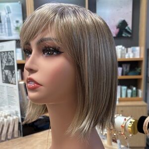Envy synthetic wig Scarlette